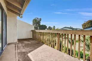 4791 Lago Dr, Huntington Beach, CA 92649 - Photo 27