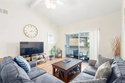 27645 J Susan Beth Way, Saugus, CA 91350 - Photo 9