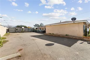 10149 Alder Ave, Bloomington, CA 92316 - Photo 9