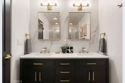 584 N Plymouth, Los Angeles, CA 90004 - Photo 39