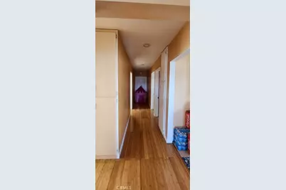 1917 Lohengrin, Los Angeles, CA 90047 - Photo 5