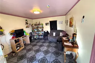 9715 Grandee, Los Angeles, CA 90002 - Photo 7