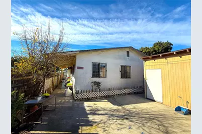 9715 Grandee, Los Angeles, CA 90002 - Photo 3