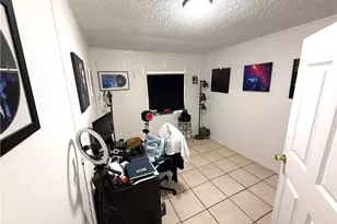 9715 Grandee, Los Angeles, CA 90002 - Photo 17