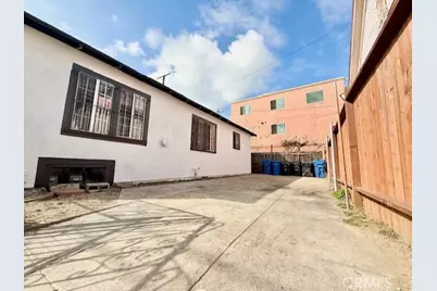 2411 Griffith Avenue, Los Angeles, CA 90011 - Photo 35