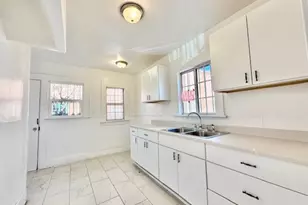 2411 Griffith Ave, Los Angeles, CA 90011 - Photo 11