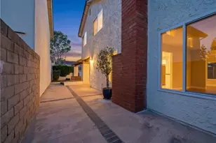 11390 Nantucket Ct, Cypress, CA 90630 - Photo 45