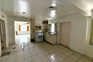 569 Flicker, San Diego, CA 92114 - Photo 5