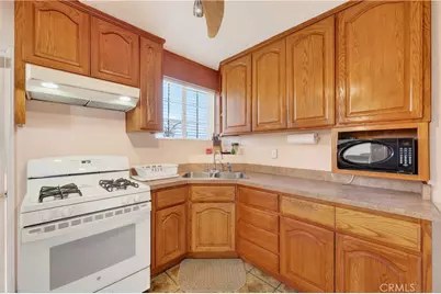 13339 Crocker, Los Angeles, CA 90061 - Photo 11