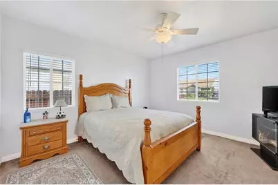 13339 Crocker, Los Angeles, CA 90061 - Photo 21