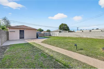 13339 Crocker, Los Angeles, CA 90061 - Photo 25