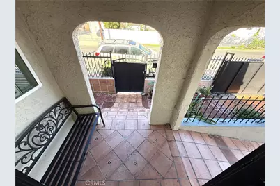 3008 W 30th Street, Los Angeles, CA 90018 - Photo 7