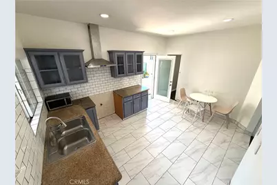 3008 W 30th Street, Los Angeles, CA 90018 - Photo 23