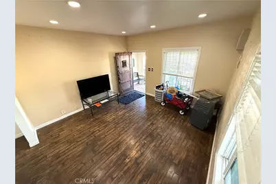 3008 W 30th Street, Los Angeles, CA 90018 - Photo 9