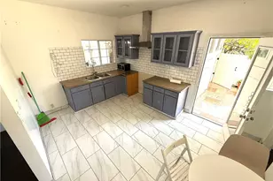 3008 W 30th St, Los Angeles, CA 90018 - Photo 21