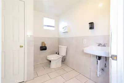 110 S Garfield, Montebello, CA 90640 - Photo 39