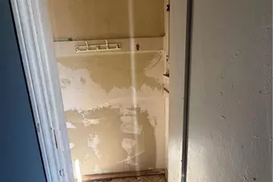 6110 Dennison St, Los Angeles, CA 90022 - Photo 19