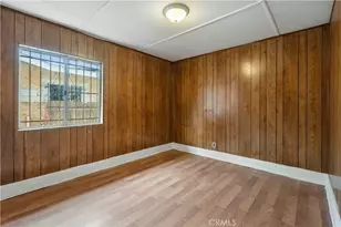 1021 W 53rd St, Los Angeles, CA 90037 - Photo 19