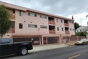 941 S Gramercy Pl, Los Angeles, CA 90019 - Photo 3