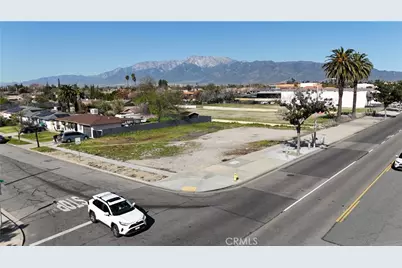 9098 Sierra, Fontana, CA 92335 - Photo 3