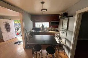 1361 W Vernon Ave, Los Angeles, CA 90037 - Photo 5