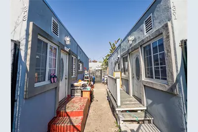 1361 W Vernon Avenue, Los Angeles, CA 90037 - Photo 3