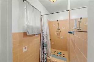 2304 Glover, Los Angeles, CA 90031 - Photo 19