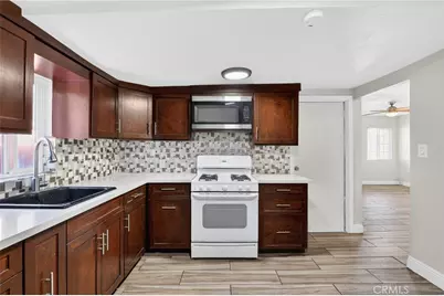 806 W Spruce Street, Compton, CA 90220 - Photo 9