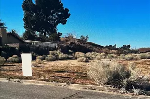 999 Montecito, Victorville, CA 92395 - Photo 1