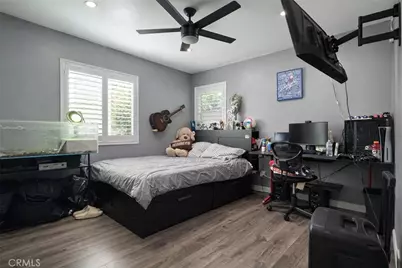 404 S Woods Avenue, East Los Angeles, CA 90022 - Photo 13