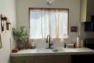 855 Bergschrund Dr, Crestline, CA 92325 - Photo 41