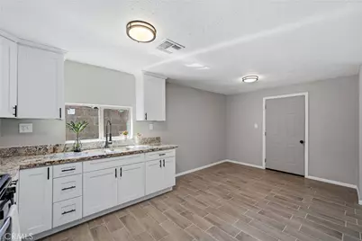 7791 Eucalyptus, Highland, CA 92346 - Photo 19