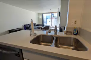 421 S La Fayette Park, Los Angeles, CA 90057 - Photo 3