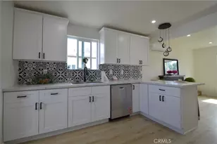 551 W 101st St, Los Angeles, CA 90044 - Photo 13