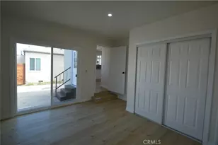 551 W 101st St, Los Angeles, CA 90044 - Photo 29