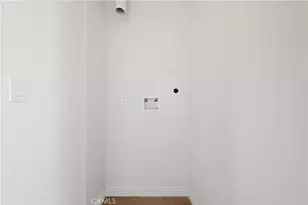 731 E 41st Pl, Los Angeles, CA 90011 - Photo 51