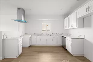 731 E 41st Pl, Los Angeles, CA 90011 - Photo 31