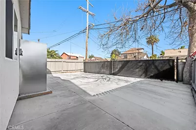 731 E 41st Place, Los Angeles, CA 90011 - Photo 17