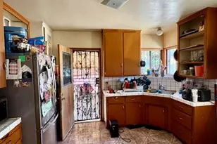 904 E Stockton, Compton, CA 90221 - Photo 9