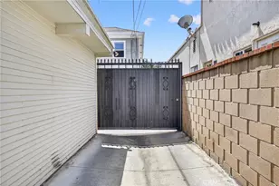 1621 E 1st St, Long Beach, CA 90802 - Photo 7