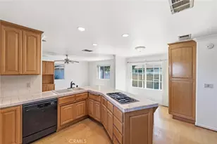 13118 Stanford, Los Angeles, CA 90059 - Photo 5