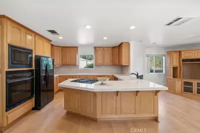 13118 Stanford, Los Angeles, CA 90059 - Photo 7