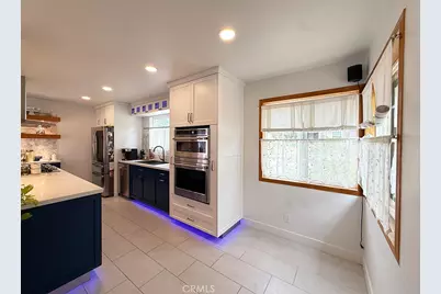 555 Hickory Lane, Pasadena, CA 91103 - Photo 7