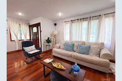 555 Hickory Lane, Pasadena, CA 91103 - Photo 3