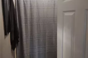 8206 Bell Ave, Los Angeles, CA 90001 - Photo 9