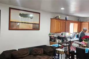 622 W 91st, Los Angeles, CA 90044 - Photo 7