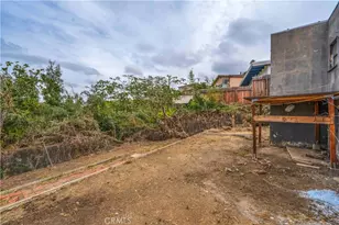1023 De Garmo Dr, Los Angeles, CA 90063 - Photo 19