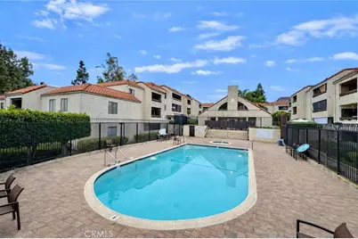 700 W 3rd Street #A104, Santa Ana, CA 92701 - Photo 17