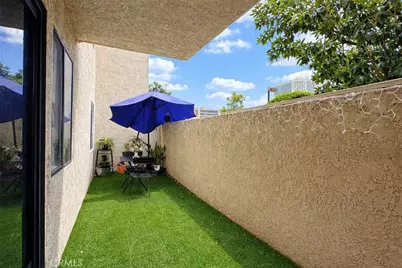 700 W 3rd Street #A104, Santa Ana, CA 92701 - Photo 9