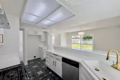 359 Bahia Street, Perris, CA 92571 - Photo 7